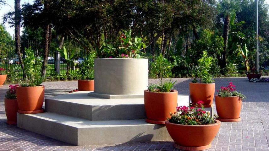 Decorative Concrete (Poured in Place aged finish zocolo).jpg